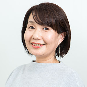 田野内明美